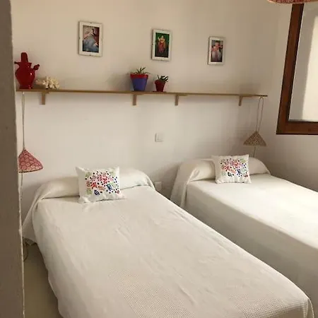 Maison De Famille Bord De La Casita Blanca Ля Эскала